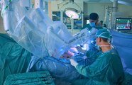 Medical Device Usability Concept with Surgeon in Hospital Theatre-186x120